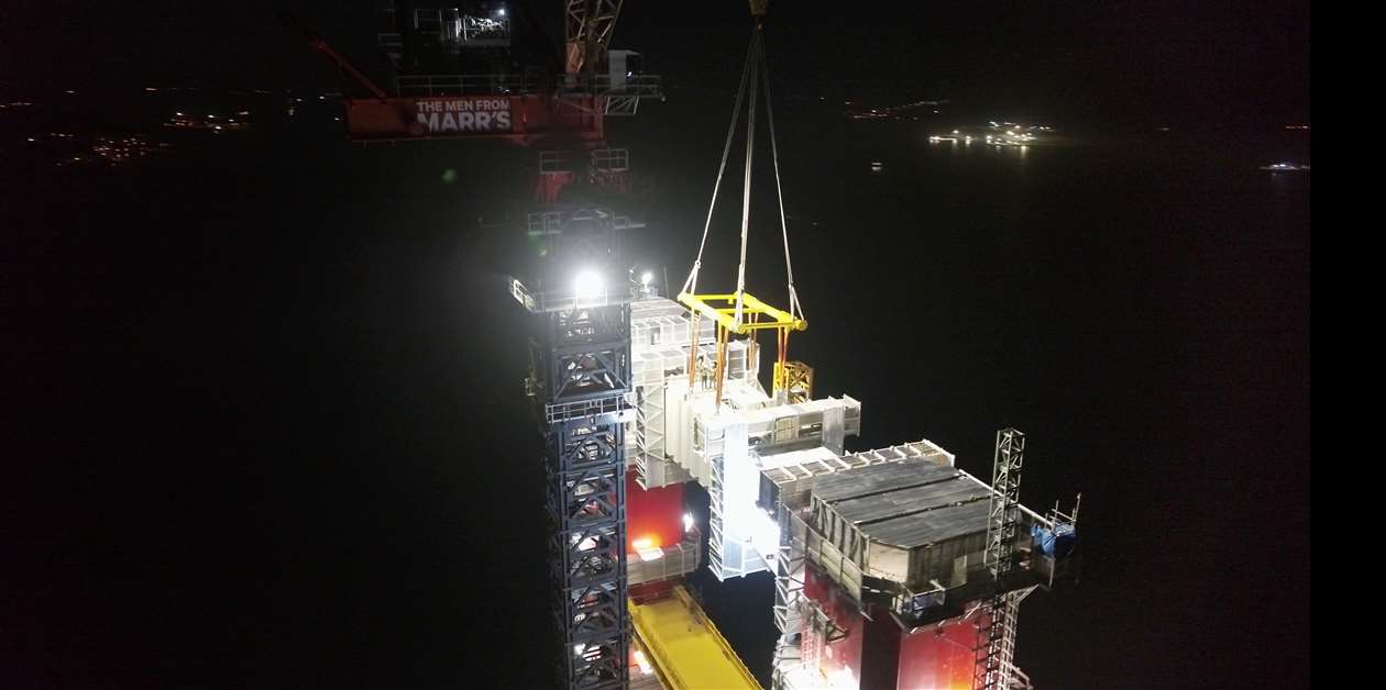 Another tower crane lift record by Marr’s KHL Group