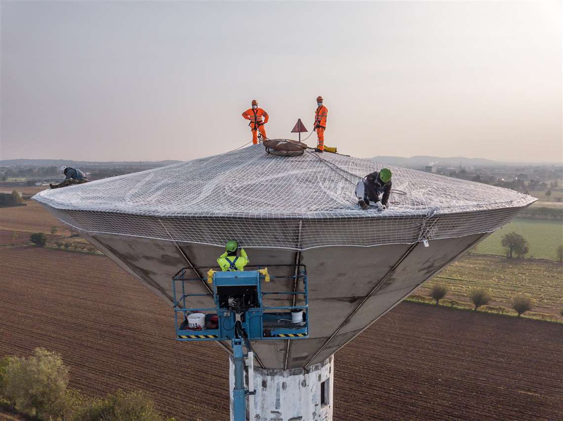 Perico Renato uses a Genie ZX 135/70 to access the 40m high water tower