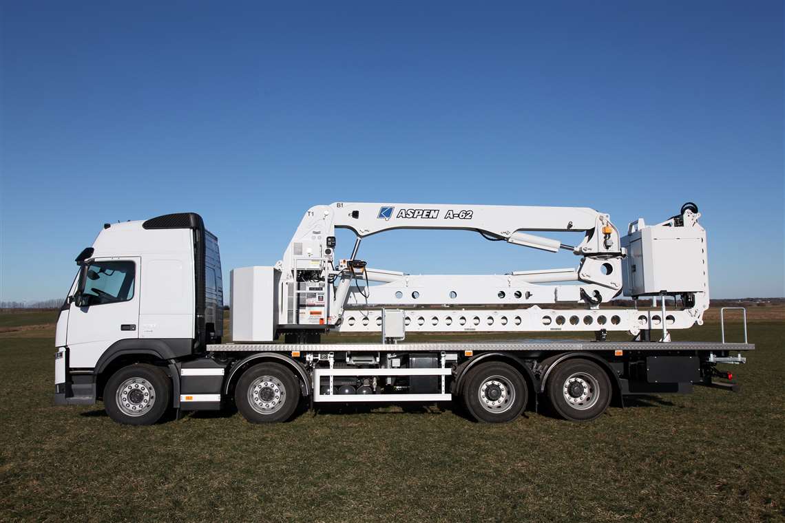 Versalift Aspen A62 aerial bridge inspection truck mount