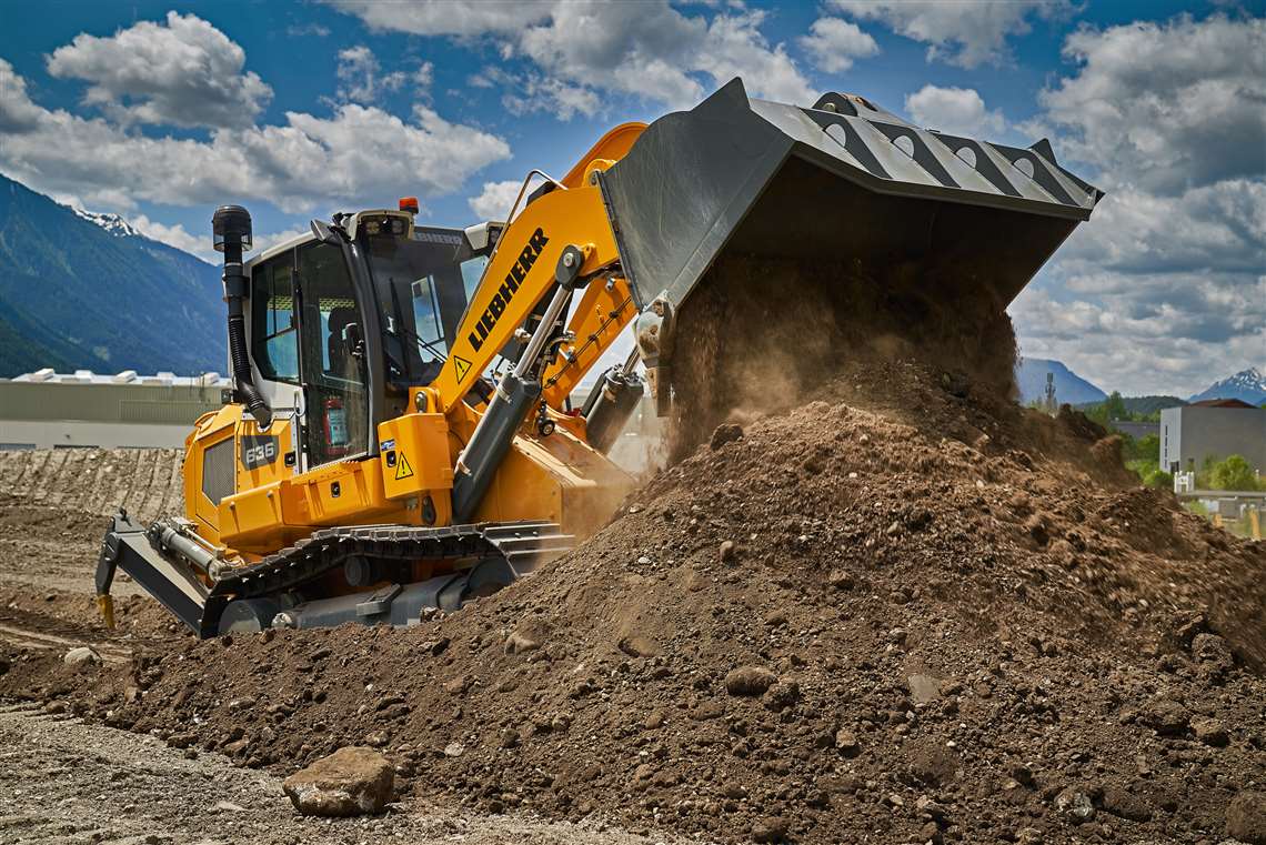 LiView position transducer in new crawler loader by Liebherr