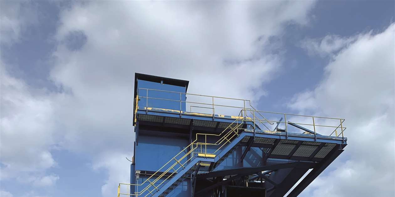 PSC Crane & Rigging tackles multi-modal relocation of stacker-reclaimer ...