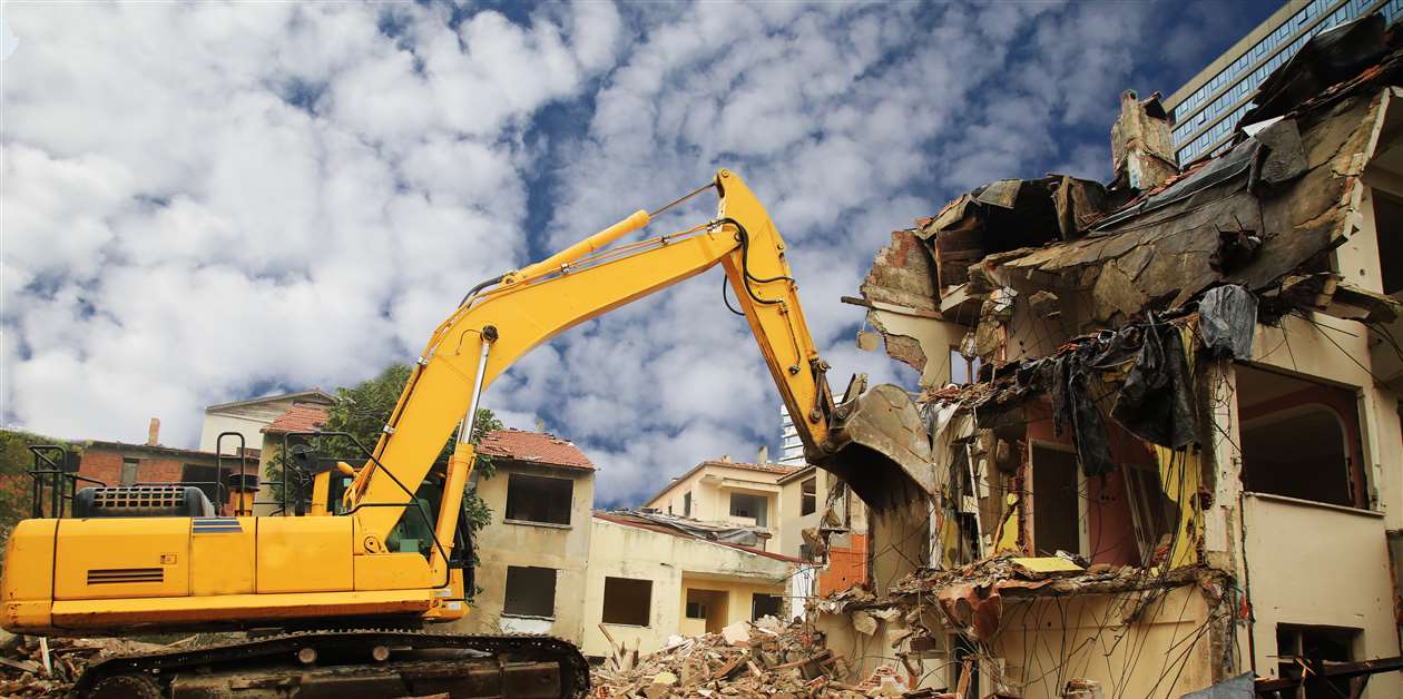 What happens if construction companies breach safety regulations? - KHL ...