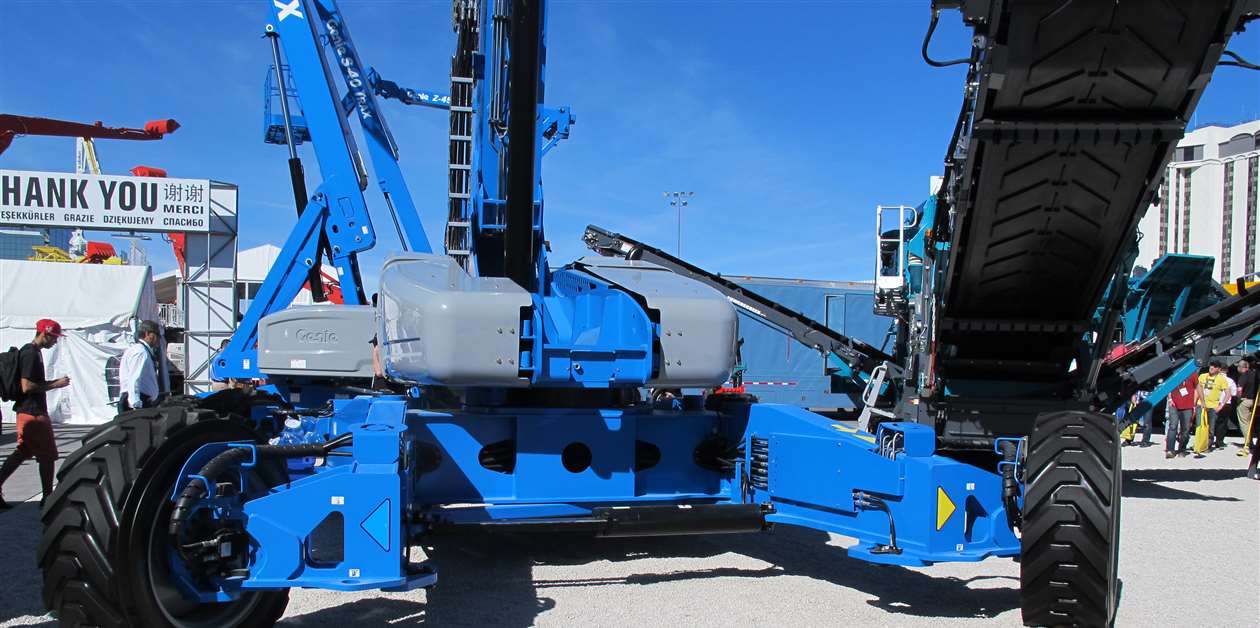 にの Terex AWP sends JLG letter of concern over possible patent