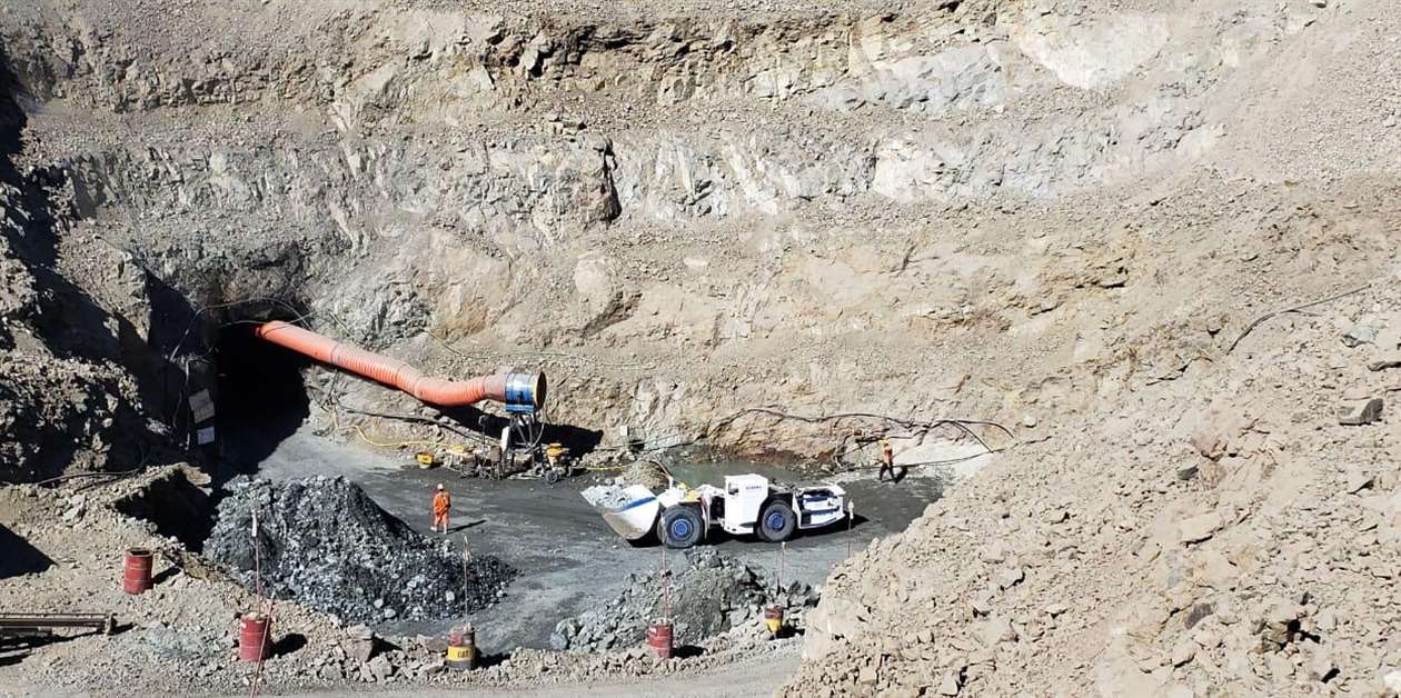 GHH trucks assist construction of Chilean power plant