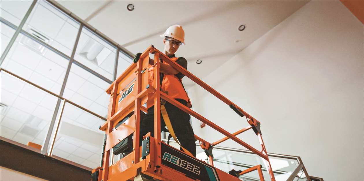 JLG publishes ladder safety white paper - KHL Group