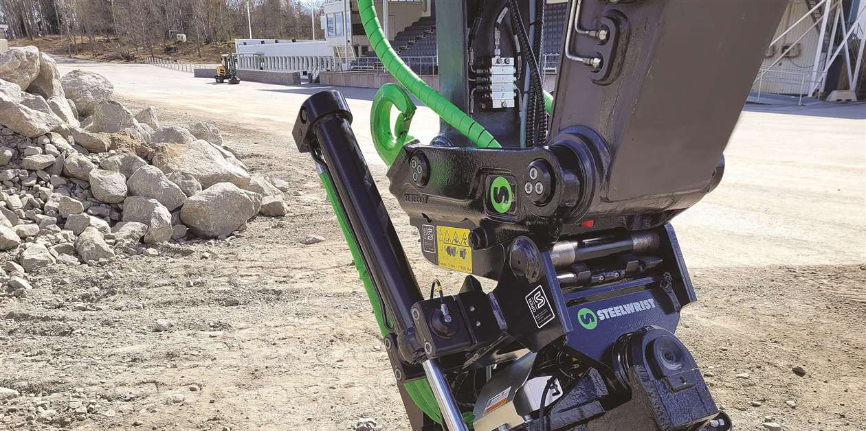 Digging In Rottor Digging with a twist: What are the advantages of a tiltrotator? - KHL Group