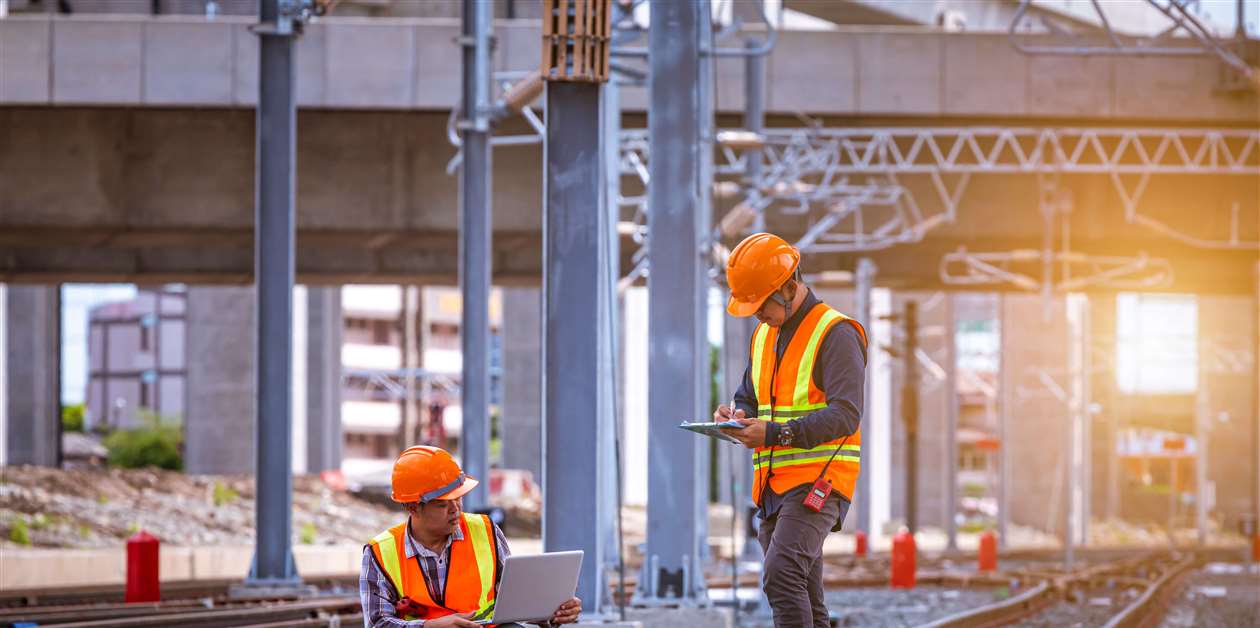 UK backs €781m loan for construction of new high-speed electric railway ...