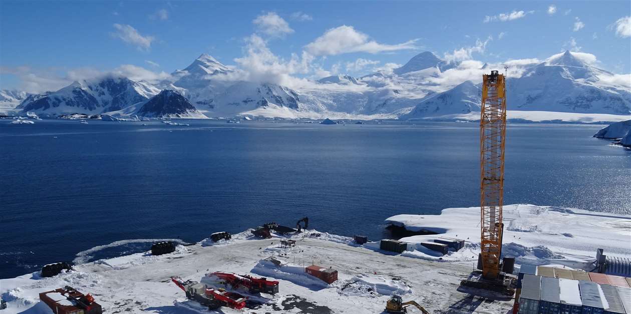 Construction ‘first’ for Antarctic research station - KHL Group