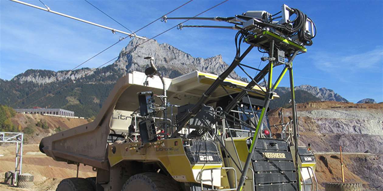 Overhead lines power Liebherr haulers