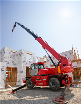 Fitted with a crane jib, lifting hook or winch, a construction telehandler's outriggers allow it to undertake a number of applications generally reserved for a mobile crane