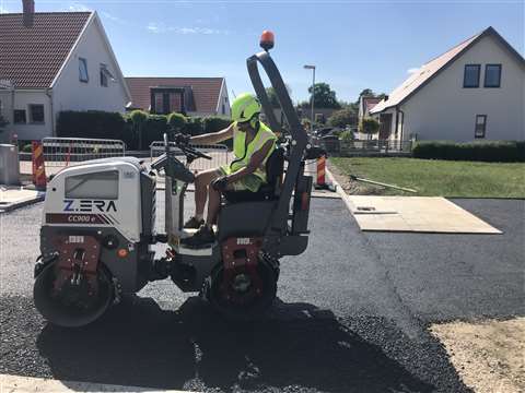 Dynapac CC900 e tandem roller