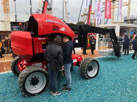 Manitou boom lift