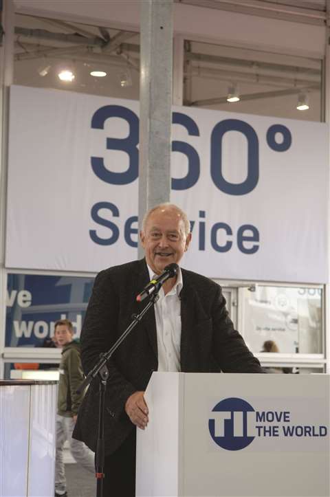 Professor Franz-Josef Radermacher presenting at Bauma