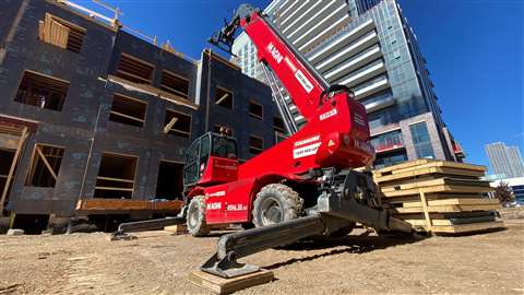 Magni RTH 6.35 rotating telehandler