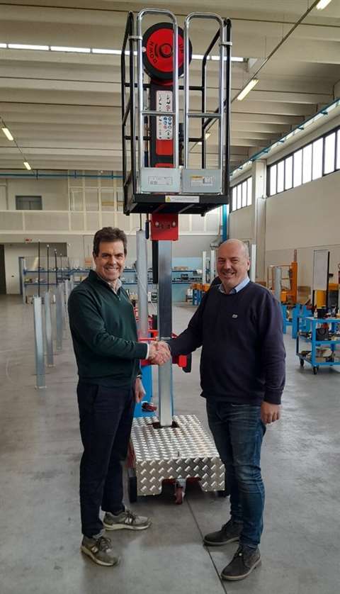Pop Up Products managing director Nigel Woodger (left) and Axolift managing director Massimo Grossele (right). (Photo: Pop Up Products)