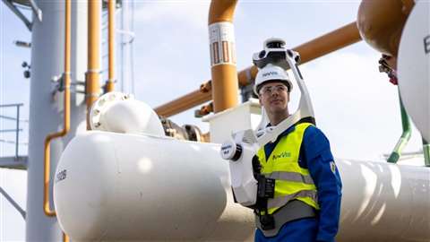 worker wearing NavVis gear