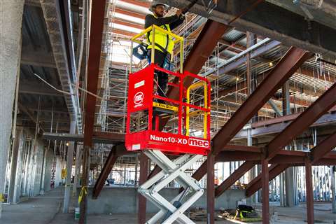 MEC launches all-electric scissor lift