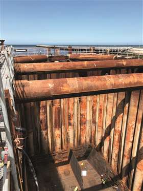 Storm surge barrier Nieuwpoort BE - Construction pit at the mouth of the Yser