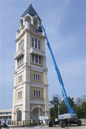 Genie SX-105 XC Boom