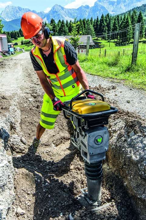 Wacker Neuson_AS50e_action