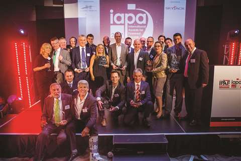 Drinks and awards230