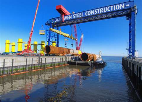 Schmidbauer using a Modulift beam as an inverted spreader because it had two pick points above it an