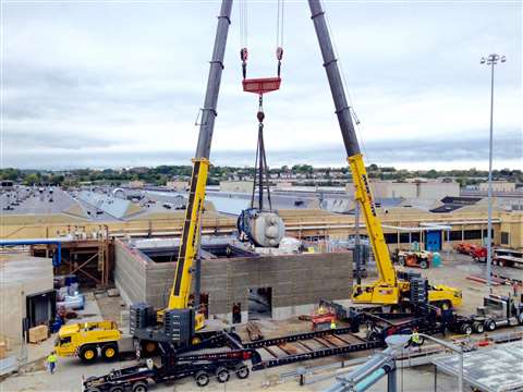 Maxim Crane Works used two Grove GMK6400s for this dual lift