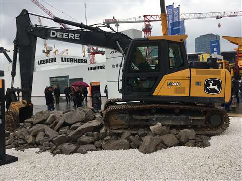 John Deere's new E140 LC excavator