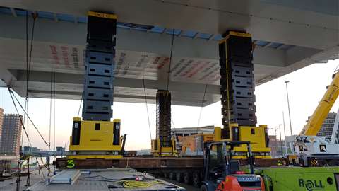 Photo 2 enerpac londenburg bridge deck