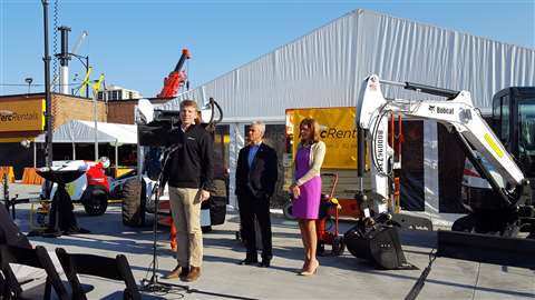 From left: Herc Rentals' COO, Bruce Dressel and Chicago Mayor Rahm Emanuel, with Aldermen from Chica