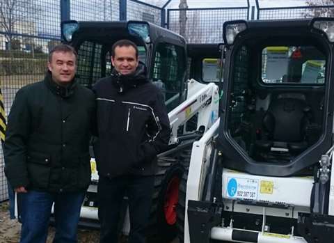 Raúl Ferreiro (L - manager of Alquiler de Maquinaria Rentaire SA) and Adolfo Izaguirre (manager of C