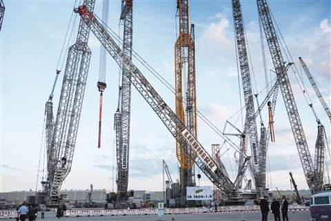 liebherr-crawler-crane-lr1800-1-0-300dpi