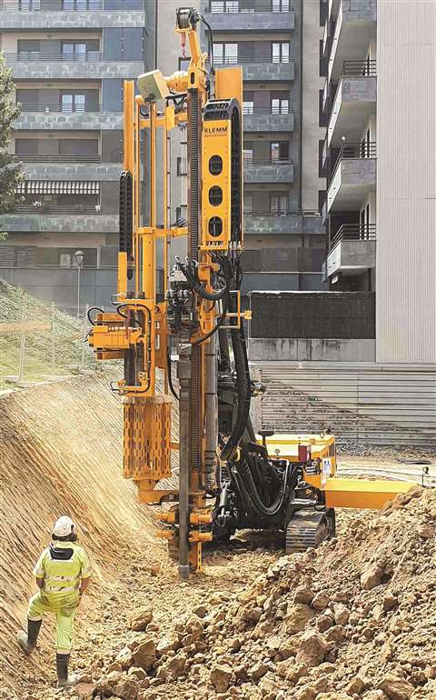 2020_08_KR_806-4GM_Bilbao_komp