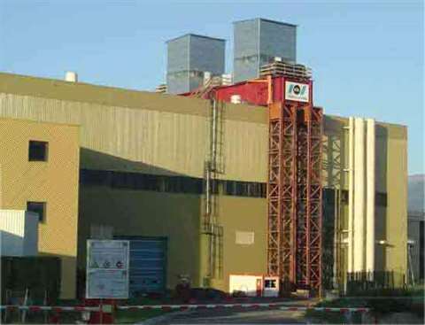 Assembly hall seen from the North, with the gantry crane