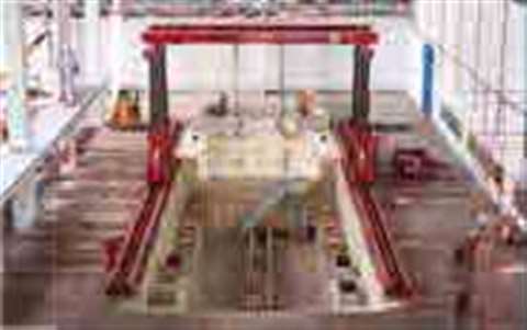 Freight Wings used a 4 Point Lift Systems hydraulic telescopic gantry to install components for Hyun