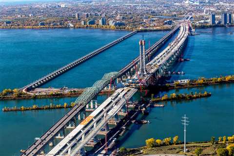 The old and new Champlain Bridge side-by-side