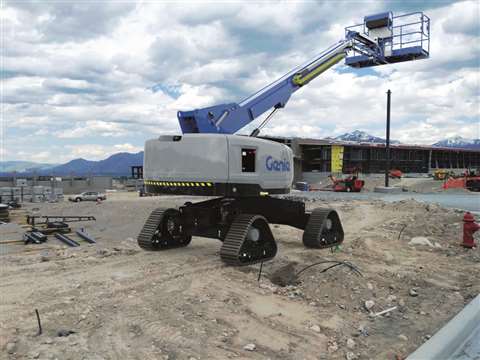 S45 TraX elevated Jib up.159