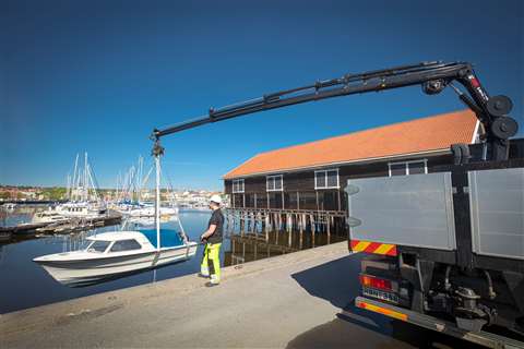 The new Hiab X-HiPro 232 loader crane at work