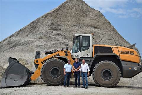 Liebherr L 586 XPower wheeled loader on site at dowideit with (left to right), Marcus Morgner, LBV Berlin sales representative, Thomas Dowideit, Dowideit managing director and Ulrich Klar, LBV Berlin branch manager
