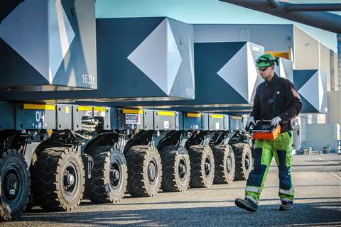 Cometto SPMT used to move Liebherr crane parts in the port of Rostock