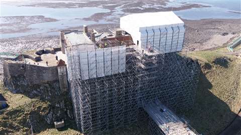 Layher - Lindisfarne Castle - SKYAL_LFARNE0001