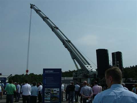 The new ATF 600G-8 has a 15.3 to 56 metre boom, 24 to 90 m boom extension and a maximum working radi