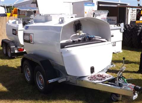 Western Global's Abbi Blue can transport both fuel and AdBlue diesel exhaust fluid in a single bowse