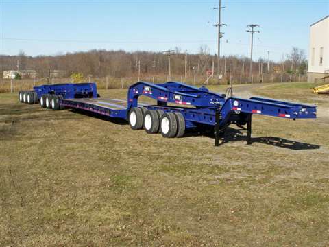 The trailer has a 9.1 m long and 3 m wide platform deck, which can be increased with an additional f