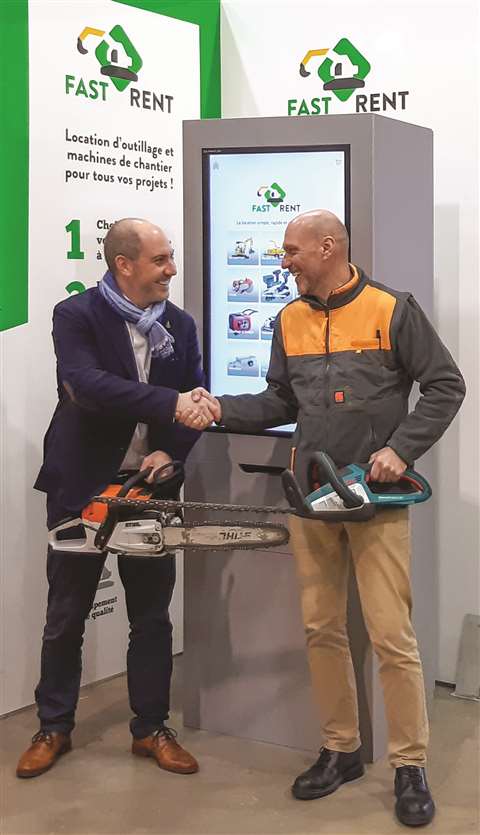 CEO's handshake _V. Albasini & A. Pellegrini