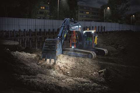 VOLVO @ BAUMA GERMANY - EC200E - 01