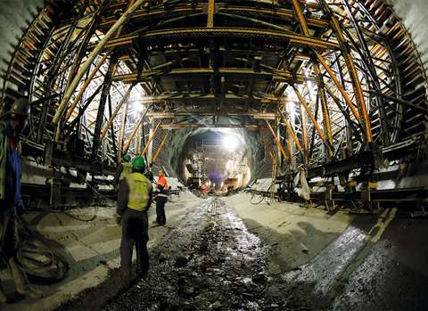 Ulma adapted standard formwork systems for the varying tunnel diameters of the Venda Nova III power 