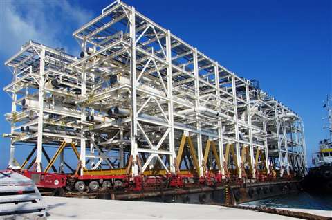 Load-out of a pipe rack module at Mina Zayed Port, UAE