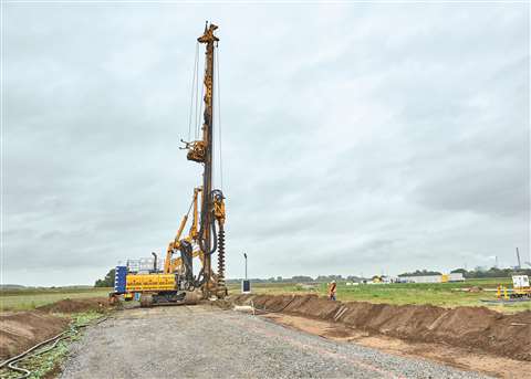 2019-11_BAUER_MIP cut-off wall for flood protection in Duisburg (1)