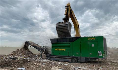 McCloskey VTS95 tracked primary shredder